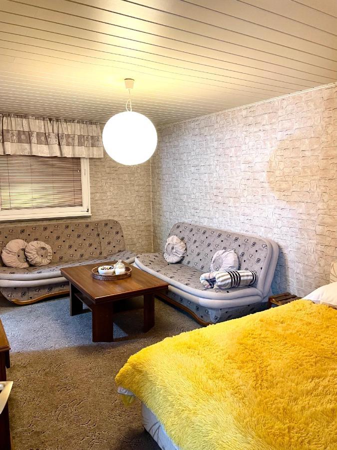 Airport Sarajevo Apartment 2 Exteriör bild